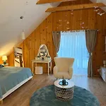 Chalet Lada Repechy Bousin